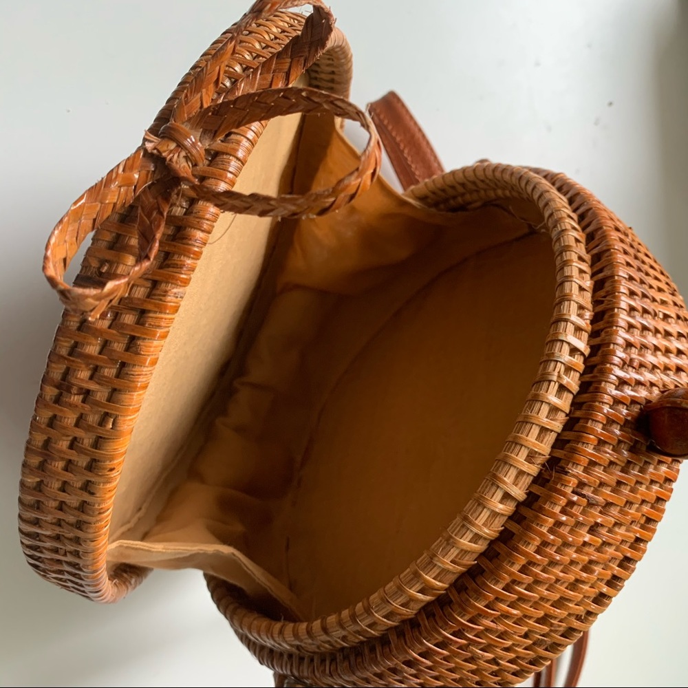 Handcrafted Rattan Clutch - Picture 2 of 4